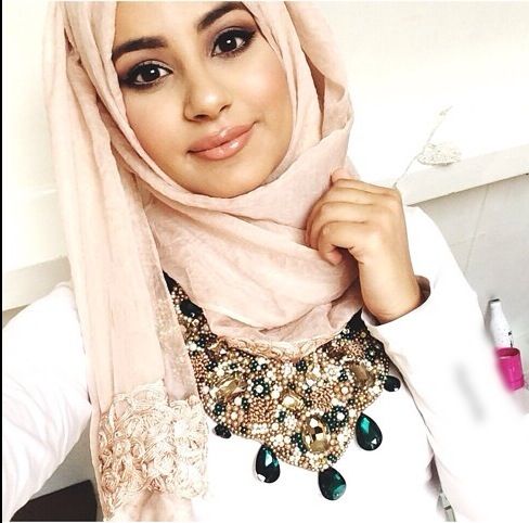 Fesyen Kasual Wanita Muslimah Yang Tetap Stylish